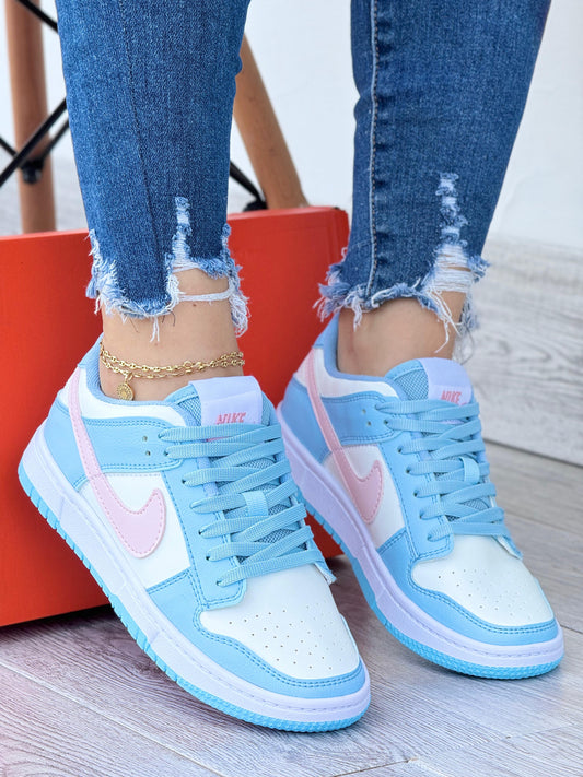 NIKE DUNK AZUL X BLANCO